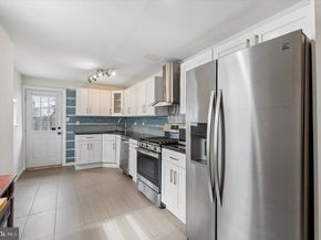 2042 E Huntingdon Street, Philadelphia PA 19125