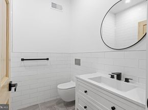 458 W Earlham Terrace, Philadelphia PA 19144