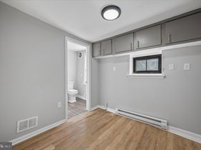 246 W Queen Lane, Philadelphia PA 19144