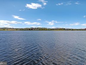 88 V Street SW 801, Washington DC 20024