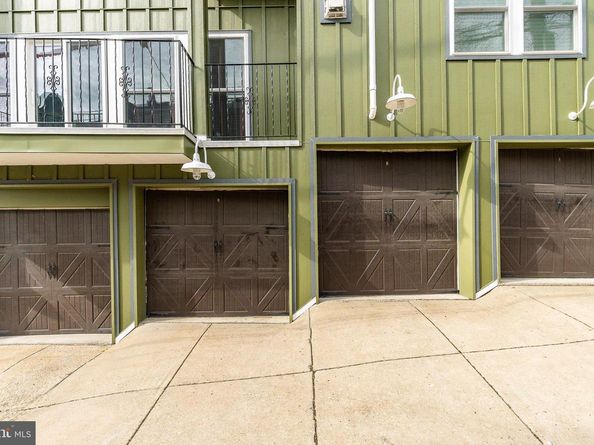 3937 Terrace Street, Philadelphia PA 19128