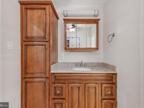 4100 Cathedral Avenue NW 406, Washington DC 20016