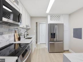 2311 Pimmit Drive 603, Falls Church VA 22043