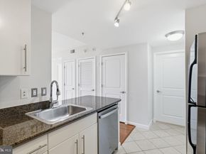 1021 N Garfield Street 812, Arlington VA 22201