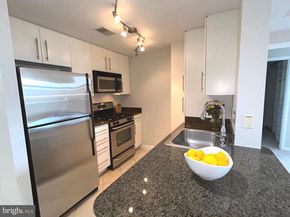 1021 N Garfield Street 812, Arlington VA 22201