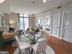1021 N Garfield Street 812, Arlington VA 22201