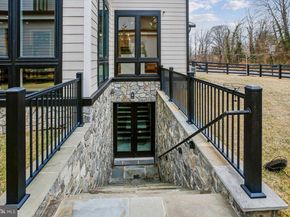 4055 Thornton, Annandale VA 22003