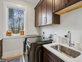 4055 Thornton, Annandale VA 22003