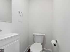 252 W Greenwood Avenue, Lansdowne PA 19050