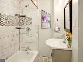 2621 Salmon Street, Philadelphia PA 19125