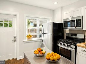 2621 Salmon Street, Philadelphia PA 19125