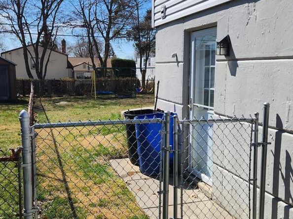 1112 Kent Lane, Philadelphia PA 19115