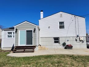 1112 Kent Lane, Philadelphia PA 19115