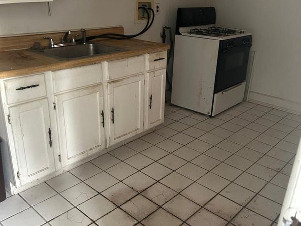 917 47TH Place NE, Washington DC 20019