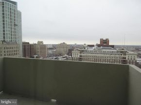 604 S Washington Square 2408, Philadelphia PA 19106