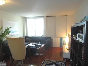 604 S Washington Square 2408, Philadelphia PA 19106