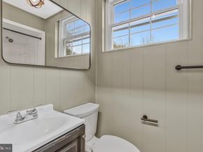 704 Alabama Drive, Herndon VA 20170