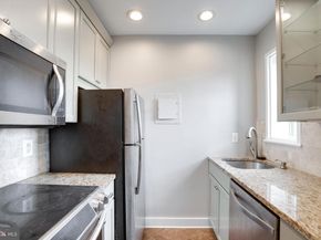 820B S Washington Street 325, Alexandria VA 22314