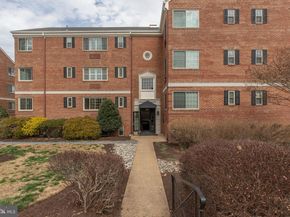 820B S Washington Street 325, Alexandria VA 22314