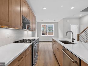 4963 Lachlan Mews, Alexandria VA 22304