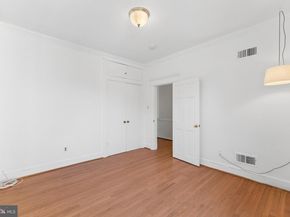 916 East Capitol Street NE, Washington DC 20003