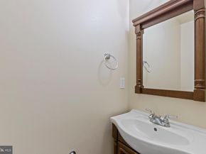 922 Madison Street NW 304, Washington DC 20011