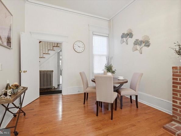1127 Green Street, Philadelphia PA 19123