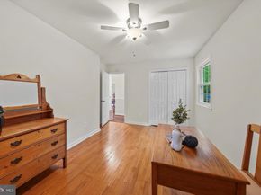 318 Lawyers Road NW, Vienna VA 22180