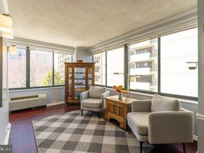 2001 Hamilton Street 401, Philadelphia PA 19130
