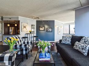 2001 Hamilton Street 401, Philadelphia PA 19130