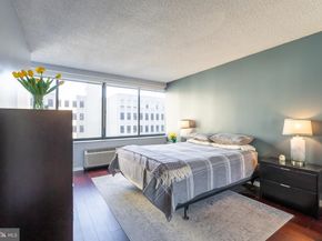 2001 Hamilton Street 401, Philadelphia PA 19130