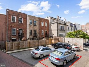 2011 Hillyer Place NW, Washington DC 20009