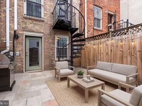 2011 Hillyer Place NW, Washington DC 20009