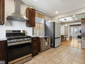 636 Roxborough Avenue, Philadelphia PA 19128