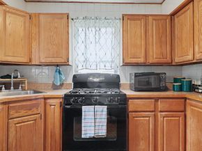 2803 Greenway Blvd, Falls Church VA 22042
