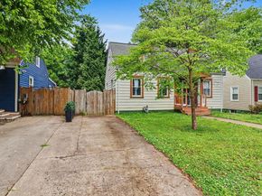 2803 Greenway Blvd, Falls Church VA 22042