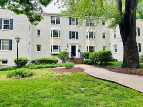 706 S Arlington Mill Drive 18302, Arlington VA 22204