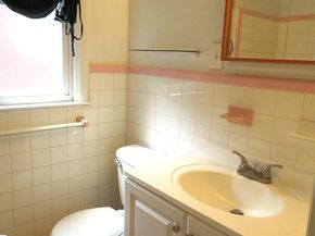 7034 Valley Avenue, Philadelphia PA 19128