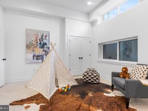 134 W Allen Street, Philadelphia PA 19123