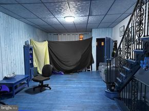 2215 S 9TH Street, Philadelphia PA 19148