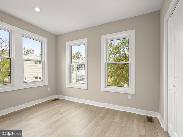 5728 8TH Street NW, Washington DC 20011