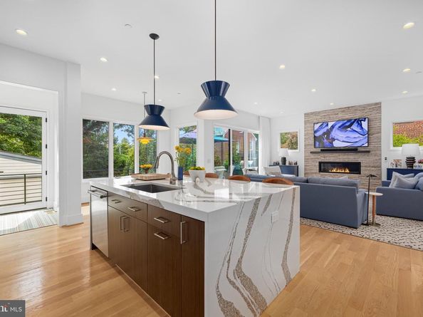5624 Sherier Place NW, Washington DC 20016