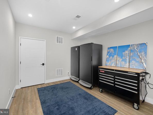 5624 Sherier Place NW, Washington DC 20016