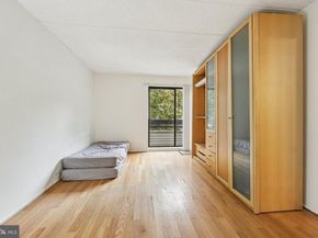 2118 Green Watch Way 10/201C, Reston VA 20191