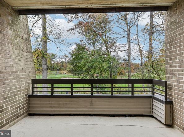 2118 Green Watch Way 10/201C, Reston VA 20191