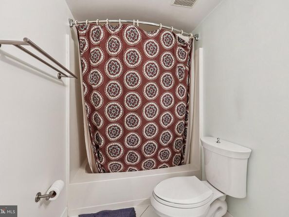 2118 Green Watch Way 10/201C, Reston VA 20191