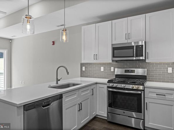 1906 E Hagert Street C, Philadelphia PA 19125