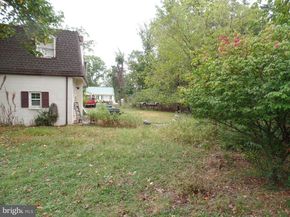 2207 Sandburg Street, Dunn Loring VA 22027