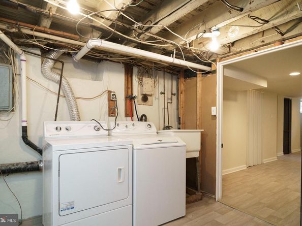 2529 S Camac Street, Philadelphia PA 19148