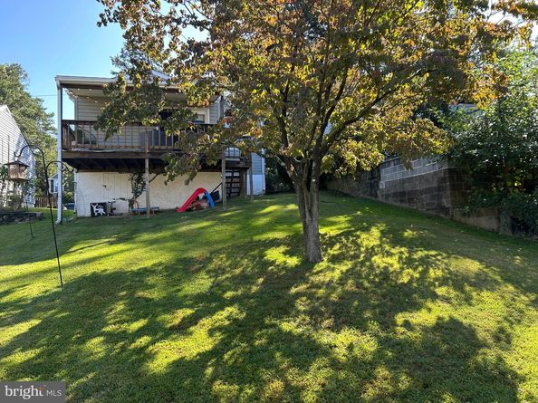 88 4TH Avenue, Broomall PA 19008